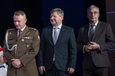 Koncert świąteczny dla żołnierzy WOT pełniących służbę w obronie granic Polski,