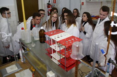 [FOTO, VIDEO] Tysiąc uczniów na seminarium chemicznym w Politechnice Rzeszowskiej